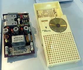 regency TR-1 aberto
